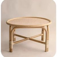 Table basse de salon moderne avec design de style chinois Table en rotin simple pour les coins et les côtés