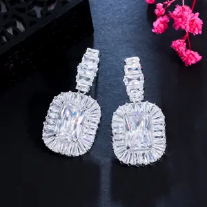 Classic Princess Cut Bling Quality Cubic Zircon Crystal Bridal Drop Earring for Wedding Women Party Costume Jewelry Accessories