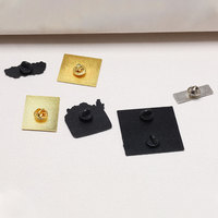 Prix d'usine Broches et badges de revers en émail métallique, personnalisables et créatifs, sur le thème des albums musicaux d'artistes chanteuses, en lot combiné