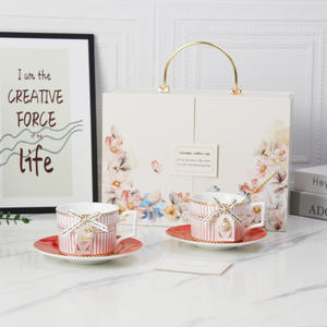 Ensemble tasse et assiette à café de luxe léger, design élégant, cadeau Saint-Valentin, en céramique - Product Image 2