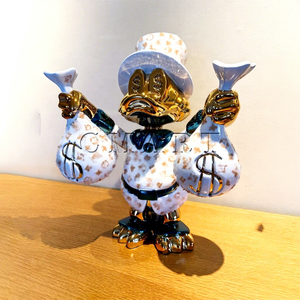 Estatua de Pato Scrooge <span class=keywords><strong>MC</strong></span> de Color Personalizado, Artesanía de Resina, Pato de Dibujos Animados con Logotipo, Personajes con Bolsa de Dinero, Escultura Pop Art de Pato <span class=keywords><strong>Donald</strong></span> - Product Image 1