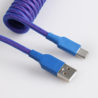 Kabel Gaming USB Type-C RGB Coiled Custom untuk Keyboard Mekanik LANO D47 dengan Fitur Plug and Play yang Dapat Diprogram