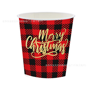 Kit de fournitures de fête jetables de Noël : assiettes en papier, gobelets, serviettes, couverts pour les célébrations de fin d'année - Product Image 5