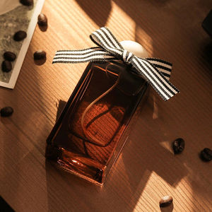 น้ำหอมบลัคคอฟฟี่<span class=keywords><strong>ส</strong></span>ูตรใหม่ <span class=keywords><strong>ส</strong></span>ำหรับผู้หญิง ให้ความชุ่มชื้น กลิ่นหอม<span class=keywords><strong>ส</strong></span>ดชื่น ติดทนนาน กลิ่นอ่อนโยน ขนาดพกพา เหมาะสำหรับเป็นของขวัญ - Product Image 6