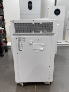 แบตเตอรี่ LiFePO4 แบบออลอินวันปรับแต่งได้ 10.24 กิโลวัตต์ชั่วโมง 48V/51.2V 6kW/10kW ระบบไฮบริดพลังงานแสงอาทิตย์แบบเชื่อมต่อกริด พร้อมการสื่อสารผ่าน CAN สำหรับบ้าน 200Ah - Product Image 4