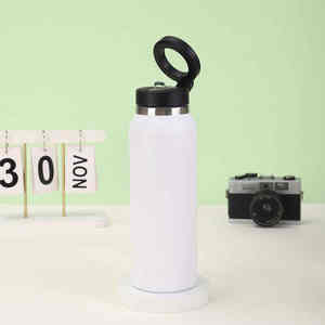 Botella de Agua Portátil de Gran Capacidad, Moderna, de Acero Inoxidable, Magnética, a Prueba de Fugas - Product Image 5