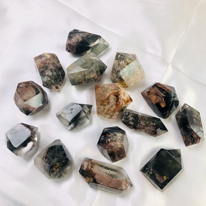 Points de <span class=keywords><strong>quartz</strong></span> <span class=keywords><strong>fantôme</strong></span> vert en gros Cristaux de <span class=keywords><strong>quartz</strong></span> <span class=keywords><strong>fantôme</strong></span> vert <span class=keywords><strong>naturel</strong></span> Points de guérison spirituelle pour cadeaux - Product Image 2