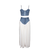 Nouveautés d'été, ensemble deux pièces pour femmes, haut court sans manches à col halter avec fermeture éclair sur le devant, jupe mi-longue en denim patchwork, design tendance