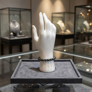 Bracelet en hématite de qualité supérieure, perles polies en forme de sphère, bijoux Feng Shui écologiques pour femmes et hommes - Product Image 4