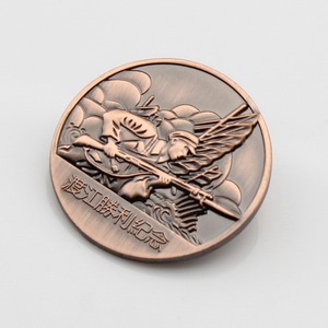 Insignia <span class=keywords><strong>de</strong></span> metal personalizada en 3D, insignia <span class=keywords><strong>de</strong></span> bronce estampada, pin <span class=keywords><strong>de</strong></span> esmalte <span class=keywords><strong>de</strong></span> cobre antiguo personalizado, pin <span class=keywords><strong>de</strong></span> solapa <span class=keywords><strong>de</strong></span> metal vintage, insignia <span class=keywords><strong>de</strong></span> recuerdo. - Product Image 1