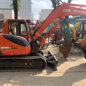 รถขุดขนาดเล็ก Kubota KX185 มือสองจากญี่ปุ่น น้ำหนัก 8.5 ตัน เครื่องยนต์ Kubota กำลัง 47.8 กิโลวัตต์ บุ้งกี๋ขนาด 0.35 ลูกบาศก์เมตร ห้องโดยสารติดแอร์ ชั่วโมงการทำงานต่ำ - Product Image 1