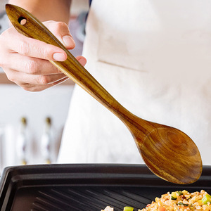 ชุดอุปกรณ์ทำครัวไม้สัก 6 ชิ้น ช้อนด้ามยาว ตะหลิว ช้อนเสิร์ฟสลัด อุปกรณ์ครัว - Product Image 2