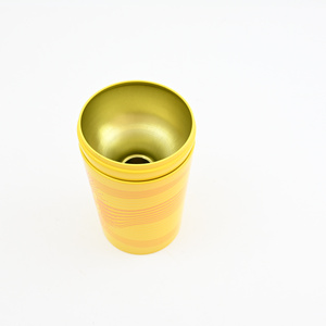 Lata de Metal Personalizada con Forma de Botella de Vino, Color Amarillo Brillante, Impresión Completa, Lata Vacía para Envasado de Regalos de Chocolate, Nueces y Dulces - Product Image 3