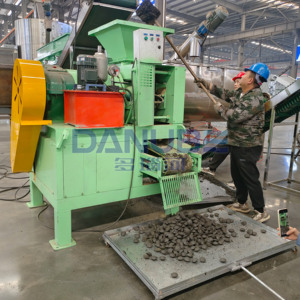 Professional <b>Sludge</b> Compaction Machine Soil Briquetting Equipment <b>Sludge</b> Ball Pressing Machinery - Product Image 5