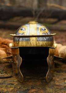 Casco Decorativo de Metal Plateado/Dorado Inspirado en un Centurión Romano para Teatro, Festivales Históricos y Coleccionismo - Product Image 6