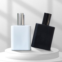 Bouteilles de parfum en verre transparent de luxe en gros 30ml/50ml/100ml avec bouchon en bois, compte-gouttes, sceau et diffuseur à bâtonnets imprimé pour