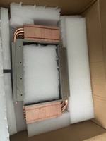 Refroidisseur de processeur usiné CNC avec finition anodisée, dissipateur thermique en aluminium 6063 sur mesure avec caloducs, système de montage de panneaux solaires pour conteneur