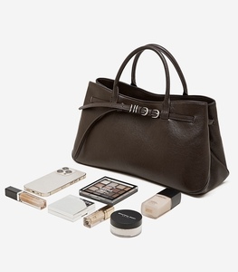 Sac à main pour <span class=keywords><strong>femme</strong></span> en <span class=keywords><strong>cuir</strong></span> véritable de haute qualité, style vintage, en <span class=keywords><strong>cuir</strong></span> de vachette tanné végétal, avec fermeture éclair, modèle 2026, vente directe usine - Product Image 2