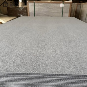 <span class=keywords><strong>Color</strong></span> a través de paneles de fachada de fibra de <span class=keywords><strong>cemento</strong></span>, cuerpo entero, hoja decorativa gris, característica de cepillo, textura de travertino, diseño arquitectónico - Product Image 3
