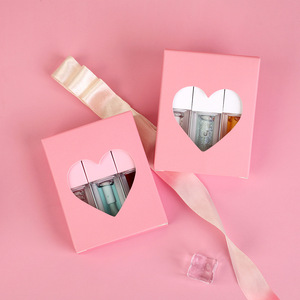 Huile à lèvres transparente à l'acide hyaluronique et à la noix de coco scintillante, logo personnalisé, coffret 3-en-1 en forme de cœur, teinte à lèvres, marque privée, végane, hydratant éclaircissant - Product Image 4