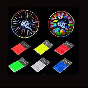 Réflecteur de rayons de vélo en plastique pvc coloré, 1 pièce, lueur dans la nuit, clip de montage réfléchissant, bande d'avertissement étanche - Product Image 3