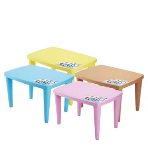 Ev mobilyaları ev masası 77X55X49CM çevre dostu sağlıklı küçük kare dikdörtgen plastik çocuk renkli çocuk çalışma masası