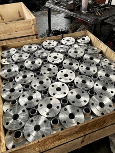 ASME b16.5 lớp 300lb trượt hợp kim thép mặt bích Hàn F22 F91-Loose ống giả mạo A105 mặt bích cổ Hàn mặt bích lỗ mặt bích - Product Image 5