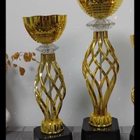 Usine Personnalisé Lotus Creux Métal Trophée Artisanat Souvenir En Gros Personnalité Championnat Prix Trophée Coupe