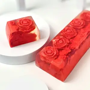 Private Label Available Rose Flower 1KG Manufacturer Essential Oil Bath Handmade Soap Rejuvenation Body Cleaning Soap Bar