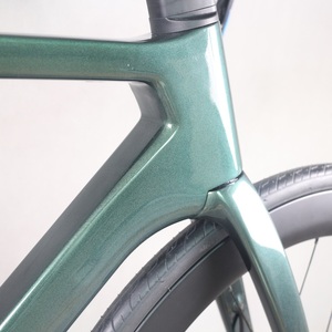 Vélo de route à disques 24 vitesses Ink Green Paint TT-X42 avec roues en carbone normales Wheeltop et transmission électronique hydraulique TT-X42 Ink Green - Product Image 2