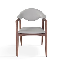 Nouvelle chaise de salle à manger en bois massif italien minimaliste blanc cendré avec accoudoirs en cuir ultra-fibre et rembourrage doux gris foncé pour la maison