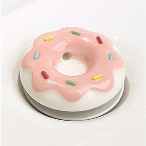 Venta al por mayor 2026 Bonito lavabo de cerámica con tapón de desagüe a presión para baño - Product Image 1