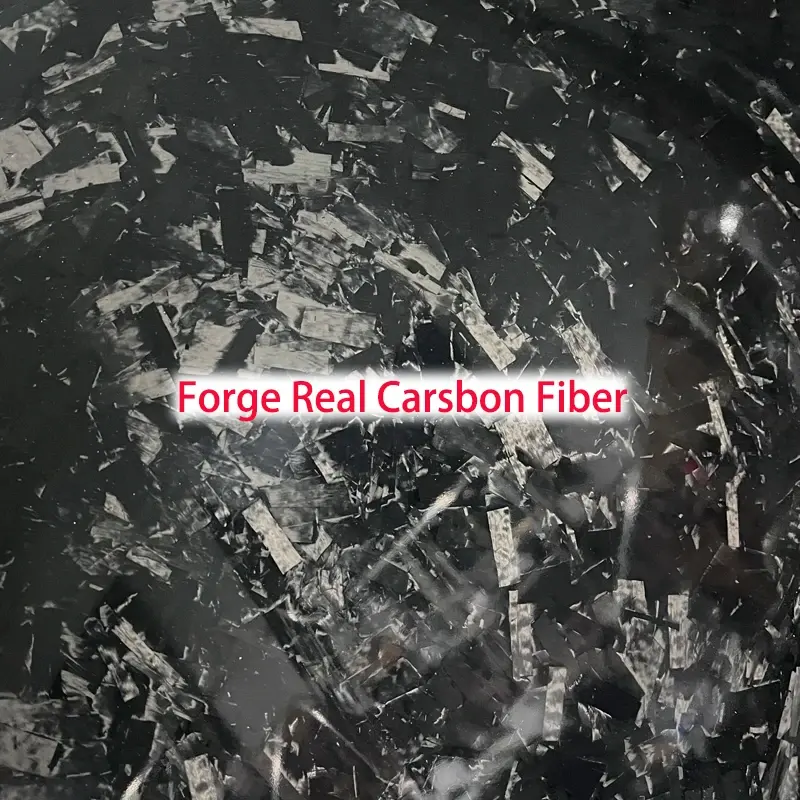 Fibre de carbone de forge