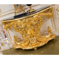 Miroir de style rococo, cadre en bois doré, table d'entrée de luxe à la française, tables console