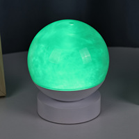 Lampe de table moderne de petite taille à abat-jour en forme de boule, à commande tactile à changement de couleur, à piles, pour la décoration des fêtes des enfants