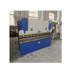 Presse plieuse hydraulique CNC 5 axes 63T*2500MM pour tôles métalliques - Product Image 1