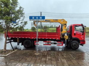 Camión de Transporte de Acero para Construcción de 10T con Grúa de 5T, Camión de Carga Hidráulico Dongfeng 4x2 para Logística de Materiales de Construcción - Product Image 2