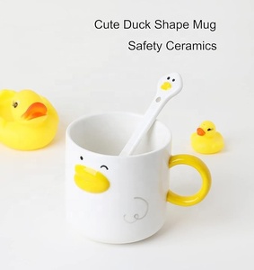 Set di Tazze in Ceramica a Forma di Anatra con Cucchiaio, <span class=keywords><strong>Becco</strong></span> e Manico Gialli, Sostenibile, Grande Capacità per Bambini o Appassionati di Cartoni Animati - Product Image 3