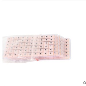 แผ่นแปะกดจุดหู 600 ชิ้น ใช้ซ้ำได้ ผลิตจากเหล็กและพลาสติก ติดด้วยตัวเอง สำหรับการดูแลสุขภาพหู - Product Image 3