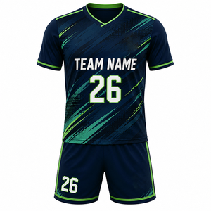 Kit de vêtements de sport de football personnalisé avec un branding d'équipe sur mesure et une finition de qualité professionnelle - Product Image 6