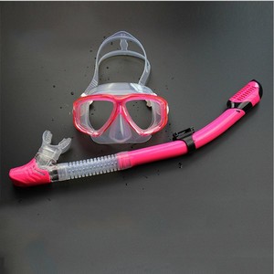 Nouvel ensemble <span class=keywords><strong>masque</strong></span> <span class=keywords><strong>de</strong></span> <span class=keywords><strong>plongée</strong></span> et tuba avec lentilles en silicone et verre trempé pour adultes, <span class=keywords><strong>masque</strong></span> <span class=keywords><strong>de</strong></span> <span class=keywords><strong>plongée</strong></span> rond, marque Dive <span class=keywords><strong>Pro</strong></span> - Product Image 4