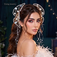 Pince à cheveux papillon en cristal élégante et luxueuse, accessoire de mariage unique fait main avec pompon pour mariée