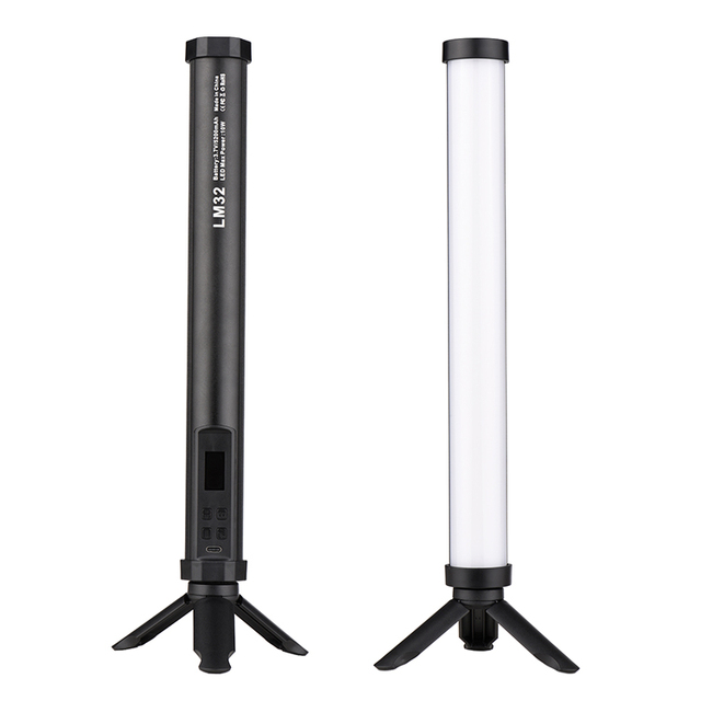 2022 RGB Led Tube Video Light Handheld LED Photography Stick Lighting with 21 Kinds of Special Lighting Effects Magnetic