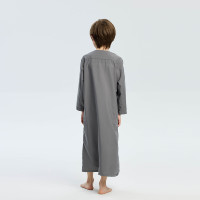 Robe islamique pour enfants avec bordure à motifs, kaftan traditionnel du Moyen-Orient, élégant Qamis de style marocain pour garçons, Thawb arabe