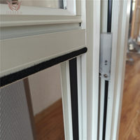 Fenêtre inclinable DEMEA Easy Clean pour votre nouvelle maison autoconstruite, pratique et à faible entretien, en aluminium à guillotine simple