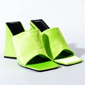 Sandalias de Verano 2022 Personalizadas para Mujer, Hechas a Mano, Tacón Alto, Punta Cuadrada, Deslizantes, con Tacón Grueso, Talla Grande 45 - Product Image 6