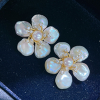 Boucles d'oreilles clous en perles d'eau douce naturelles Edison de qualité supérieure, forme baroque, blanches, plaquées or AAA