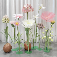 Ensemble de supports de fleurs de jardin en pastel, fleurs artificielles géantes en papier, décoration d'événements de mariage, présentation florale commerciale
