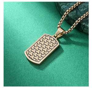Fábrica al por mayor de acero inoxidable geométrico rectángulo forma colgantes moda impermeable joyería <span class=keywords><strong>collares</strong></span> <span class=keywords><strong>para</strong></span> hombres regalos masculinos - Product Image 4
