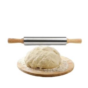 Rouleau à pâtisserie en acier inoxydable avec motif chien, écologique, antiadhésif, manche en bois, longueur 33 cm, compatible lave-vaisselle, pour pâtisserie, pâte à pizza - Product Image 1